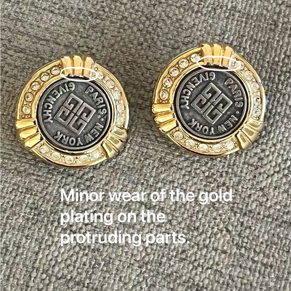 Vintage Givenchy Classic Logo Coin Rhinestone Gray Gold Round Clip-On Earrings - Picture 2 of 3